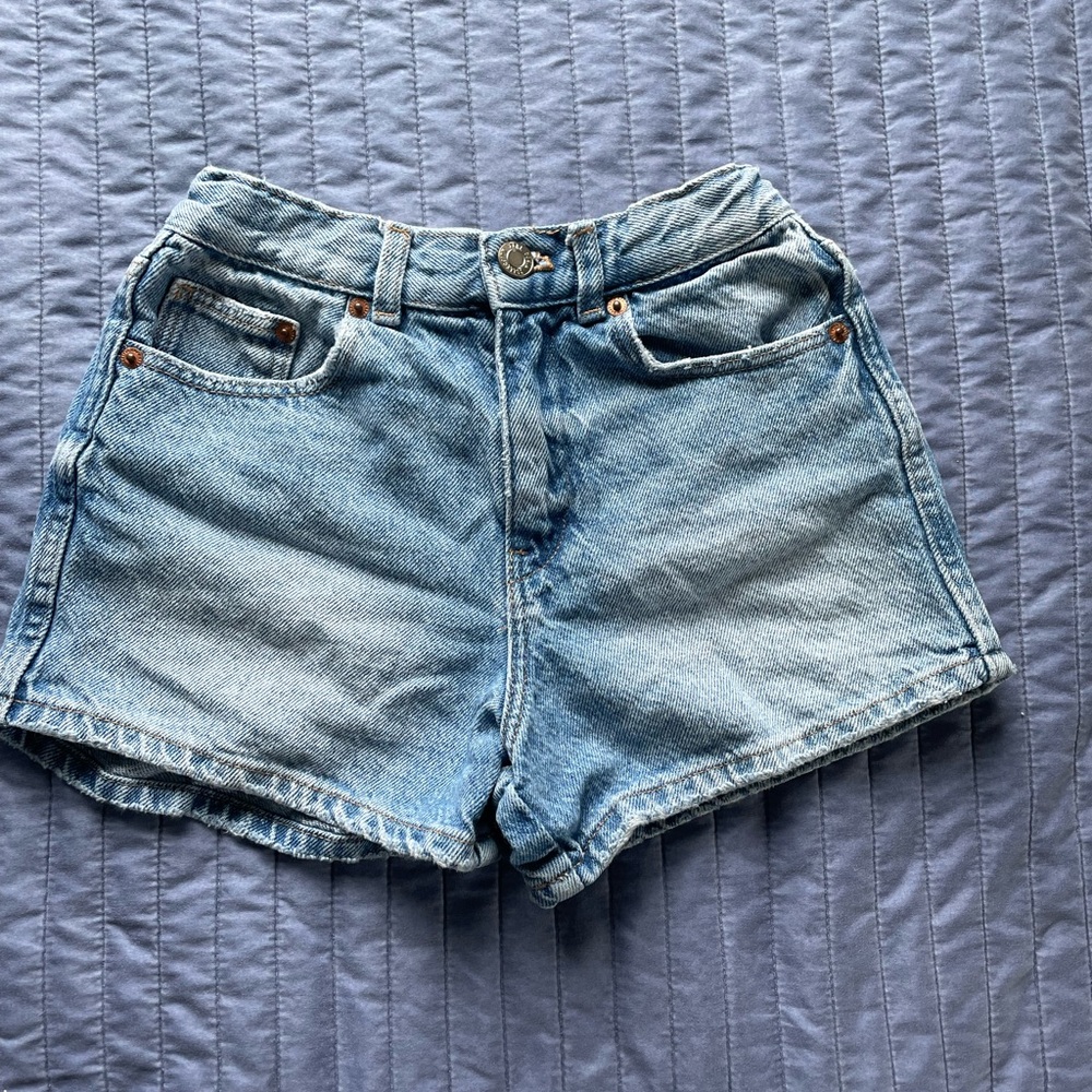 Zara Kids Blue Mid Rise Denim Short, Size 9(girls)